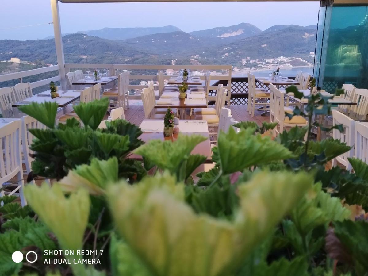 Zeus Throne II Aparthotel อฟิโอนาส ภายนอก รูปภาพ