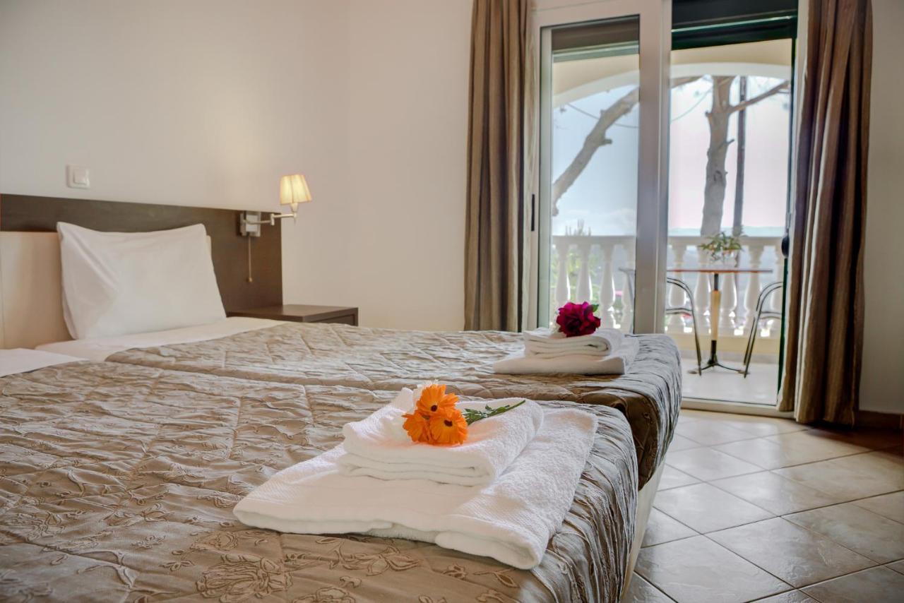 Zeus Throne II Aparthotel อฟิโอนาส ภายนอก รูปภาพ