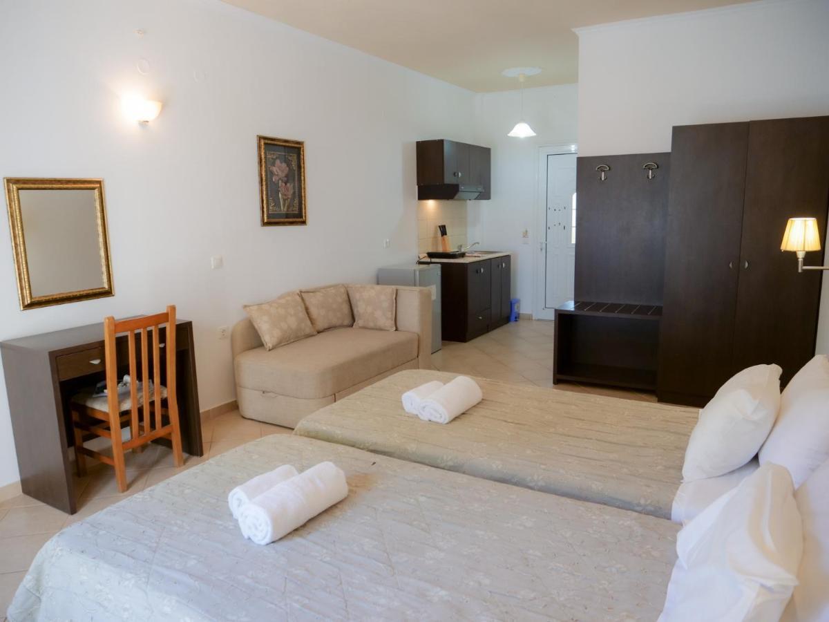 Zeus Throne II Aparthotel อฟิโอนาส ภายนอก รูปภาพ